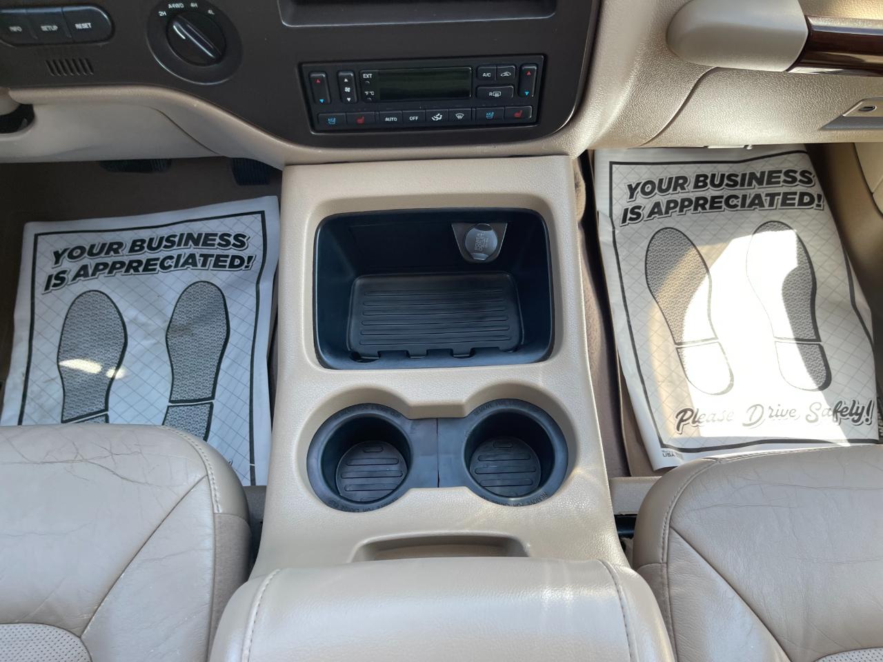 Ford Expedition Limited 4WD 2005