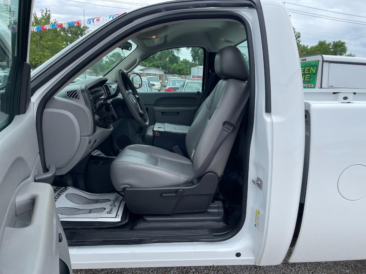Chevrolet Silverado 2500HD Work Truck Long Box 4WD 2013