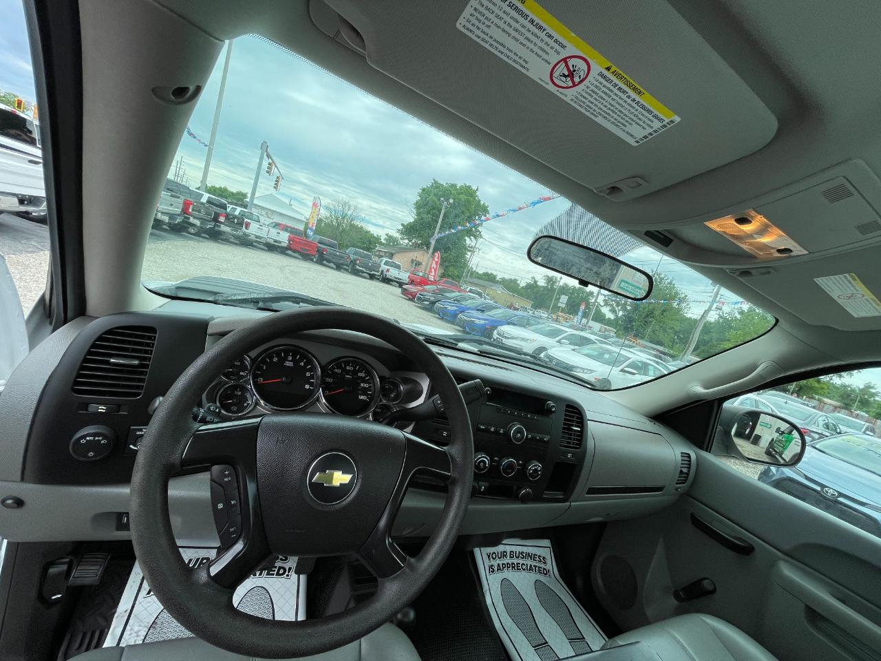Chevrolet Silverado 2500HD Work Truck Long Box 4WD 2013