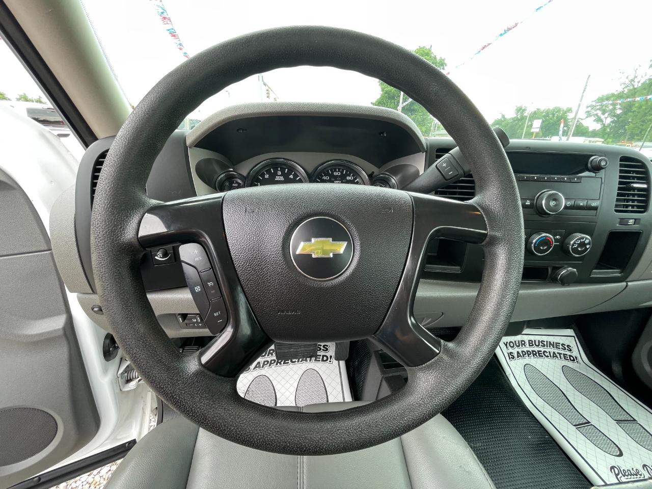 Chevrolet Silverado 2500HD Work Truck Long Box 4WD 2013