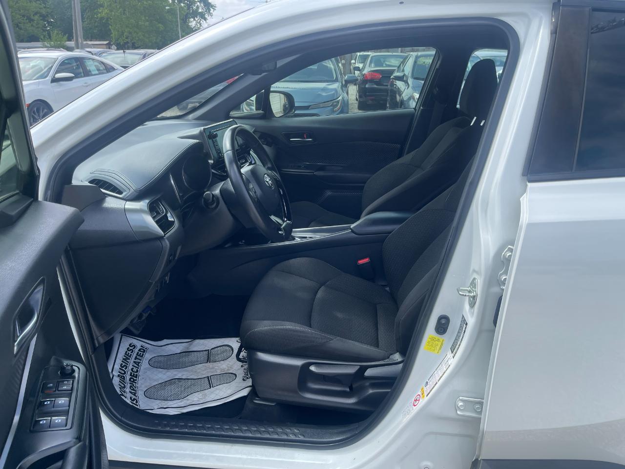 Toyota C-HR XLE 2018