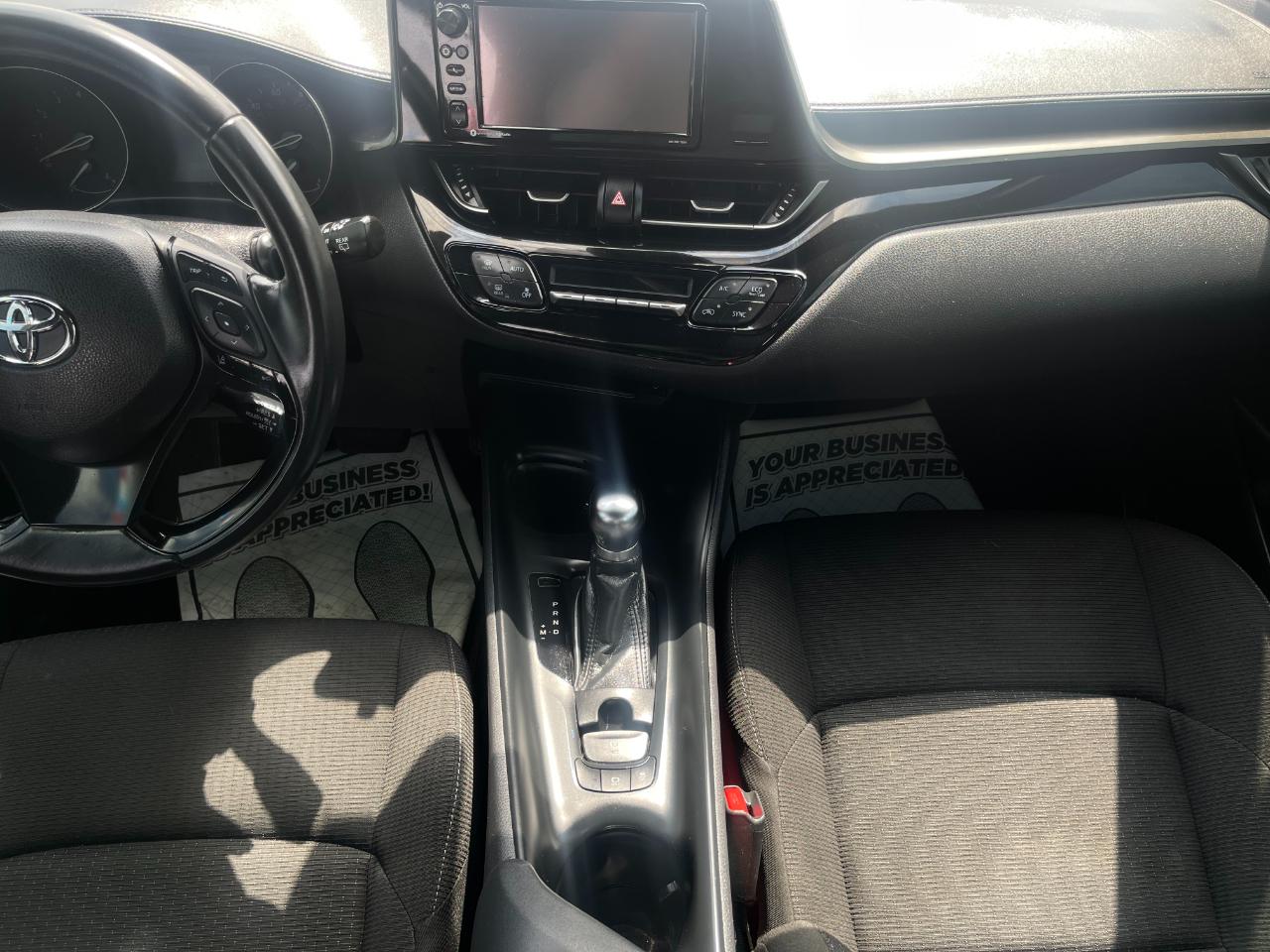 Toyota C-HR XLE 2018