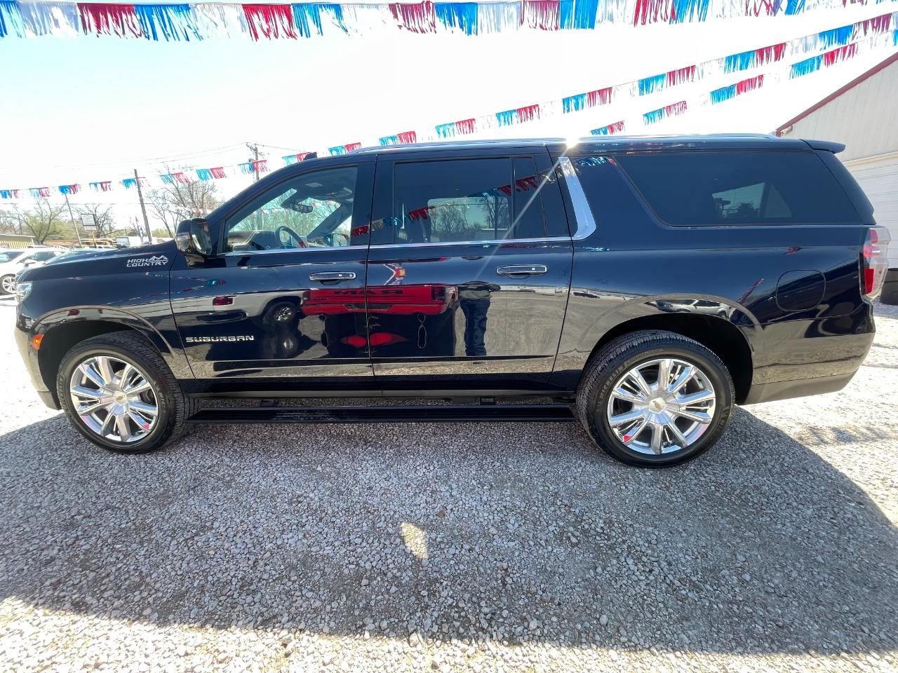 Chevrolet Suburban High Country 4WD 2021