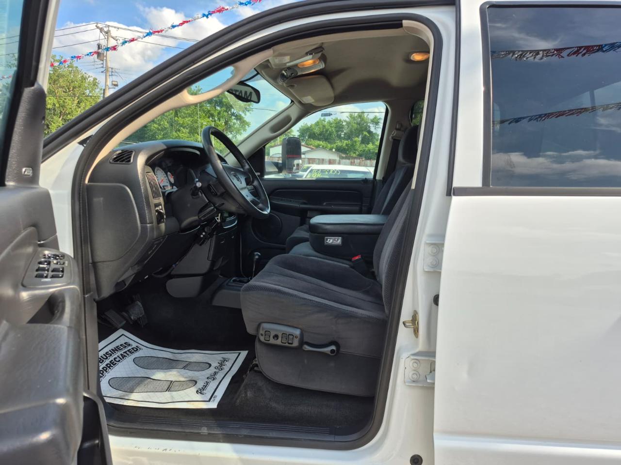 Dodge Ram 2500 ST Quad Cab Short Bed 4WD 2003