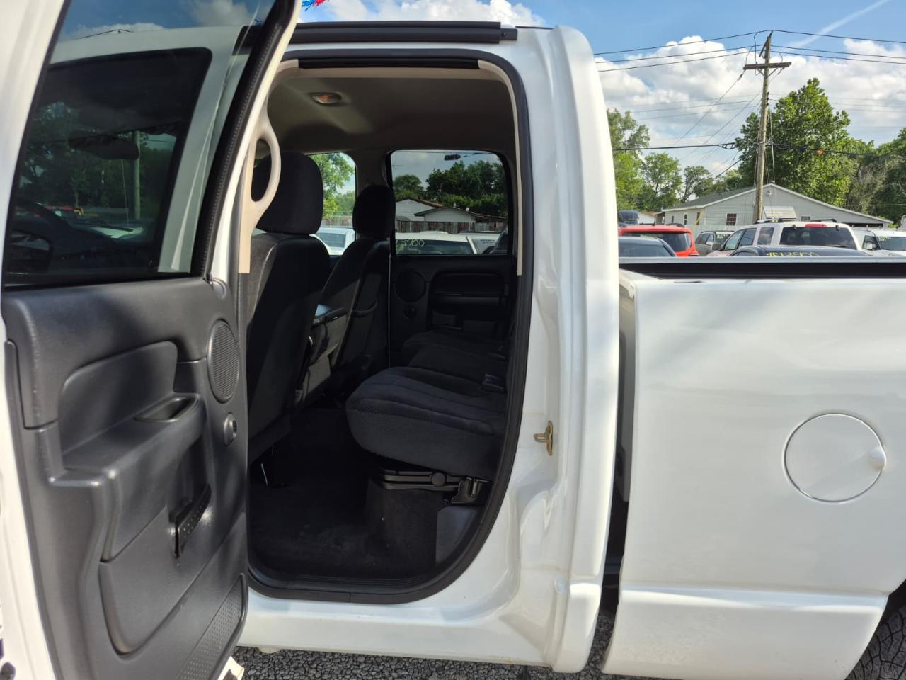 Dodge Ram 2500 ST Quad Cab Short Bed 4WD 2003