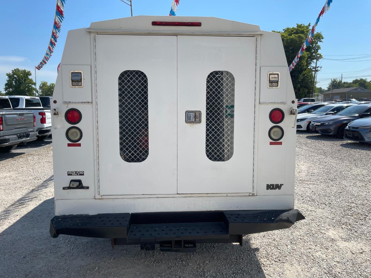 Ford Econoline E-350 Super Duty 2012