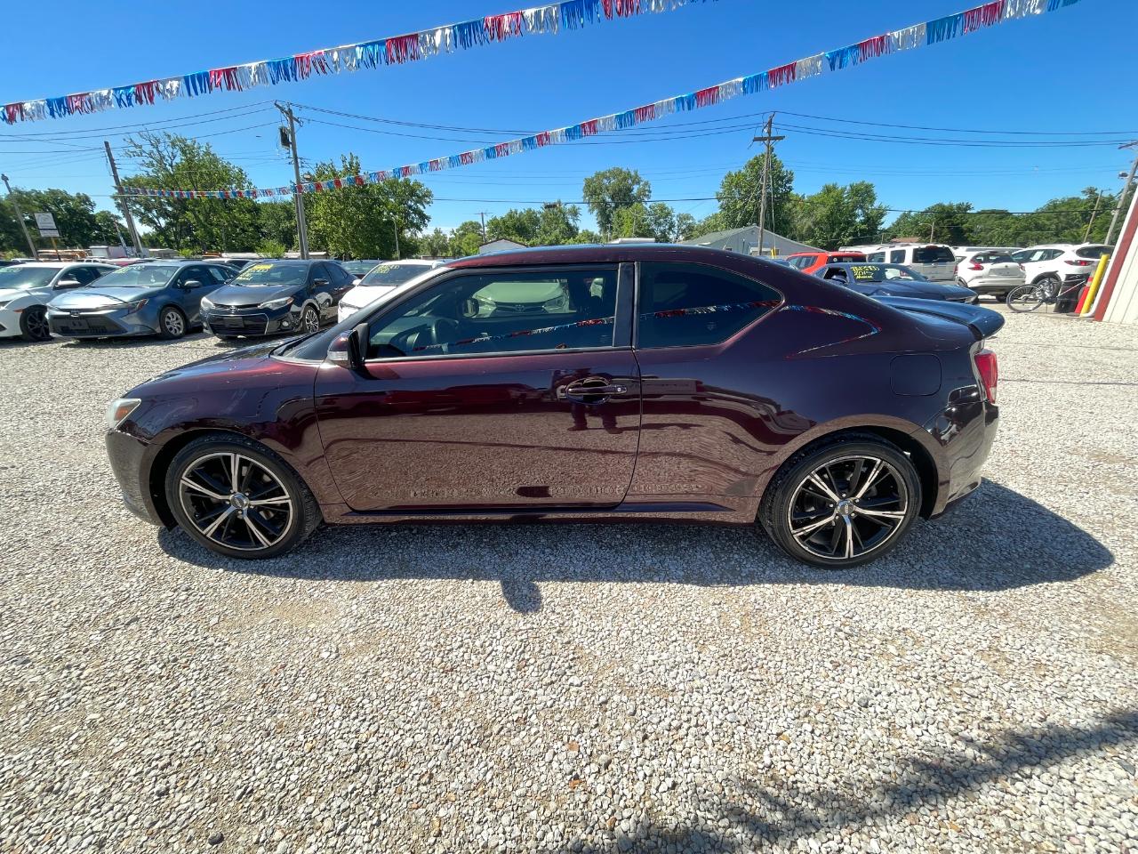 Scion tC Sports Coupe 6-Spd AT 2013