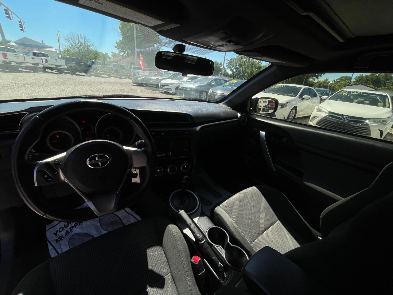 Scion tC Sports Coupe 6-Spd AT 2013