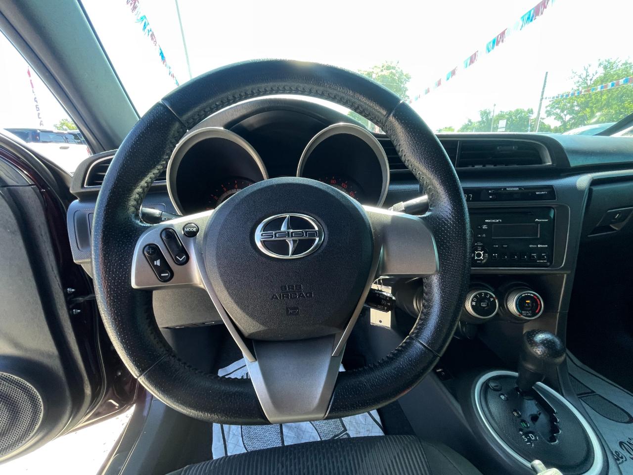 Scion tC Sports Coupe 6-Spd AT 2013