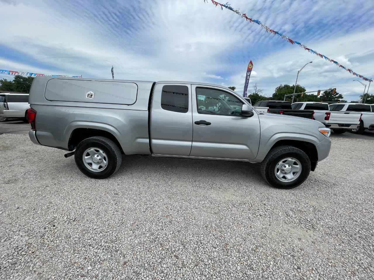 Toyota Tacoma SR5 Access Cab I4 6AT 2WD 2019