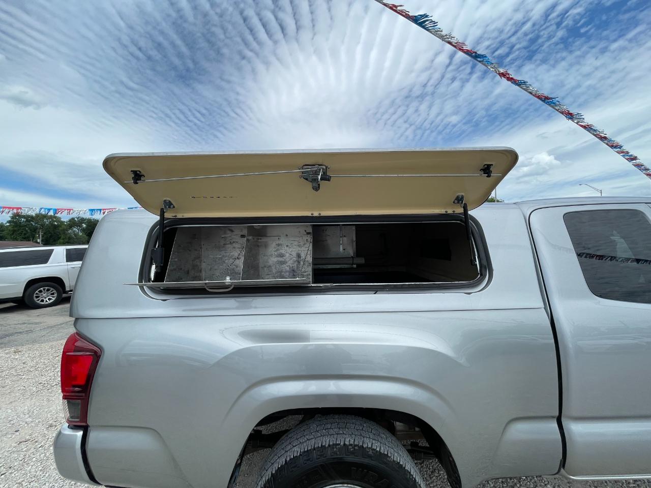 Toyota Tacoma SR5 Access Cab I4 6AT 2WD 2019
