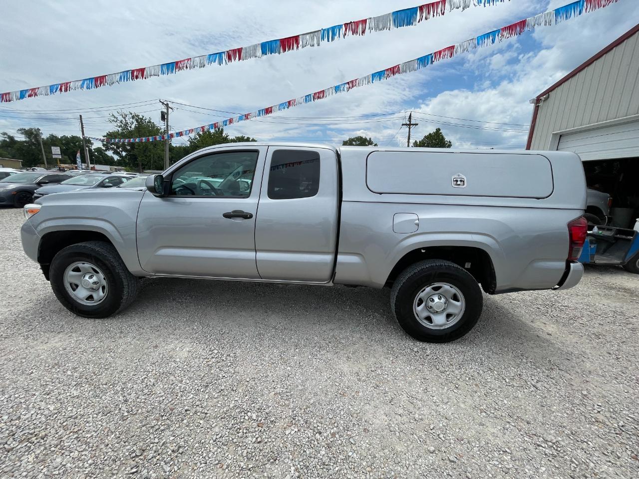 Toyota Tacoma SR5 Access Cab I4 6AT 2WD 2019