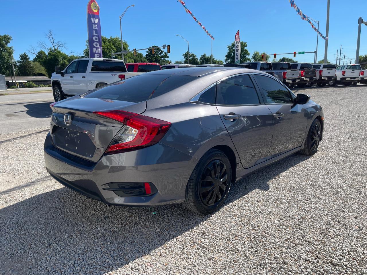 Honda Civic LX Sedan CVT 2017