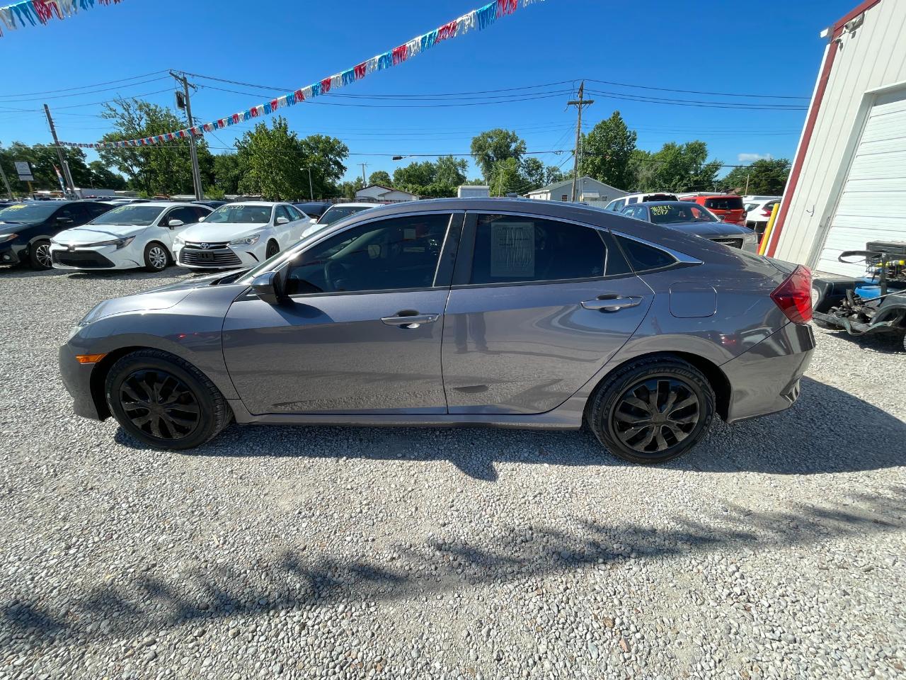 Honda Civic LX Sedan CVT 2017