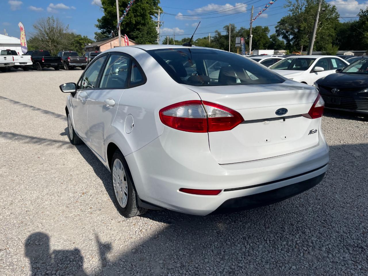 Ford Fiesta S Sedan 2015