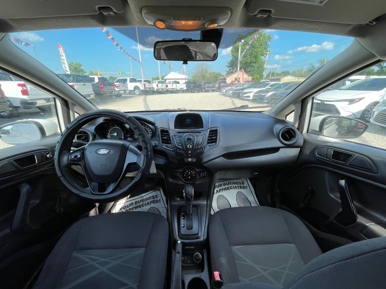 Ford Fiesta S Sedan 2015