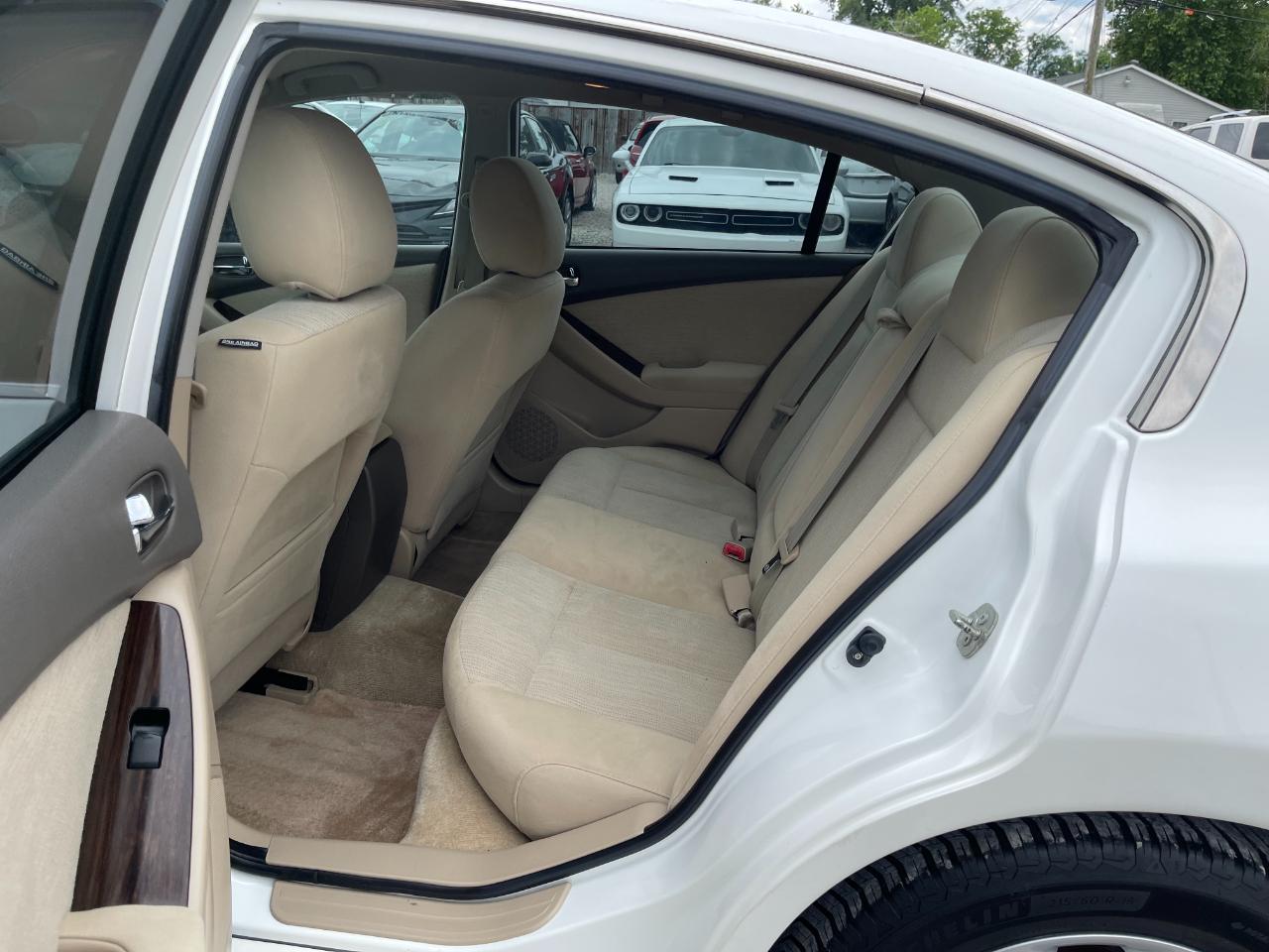 Nissan Altima 2.5 S 2011
