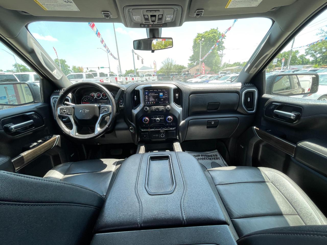 Chevrolet Silverado 1500 Limited LT Trail Boss Crew Cab Long Box 4WD 2022