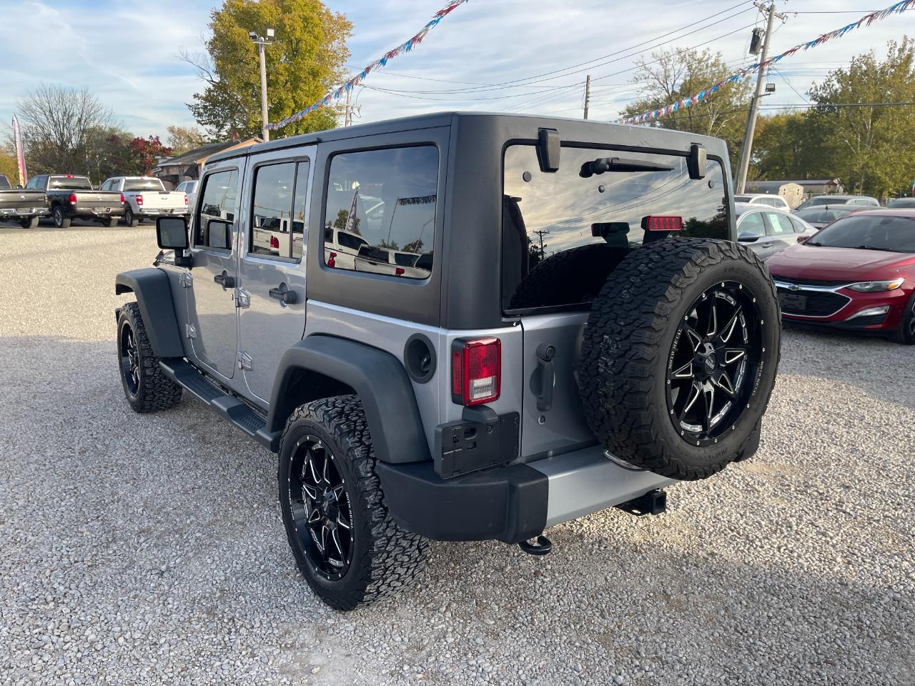 Jeep Wrangler Unlimited Sahara 4WD 2014