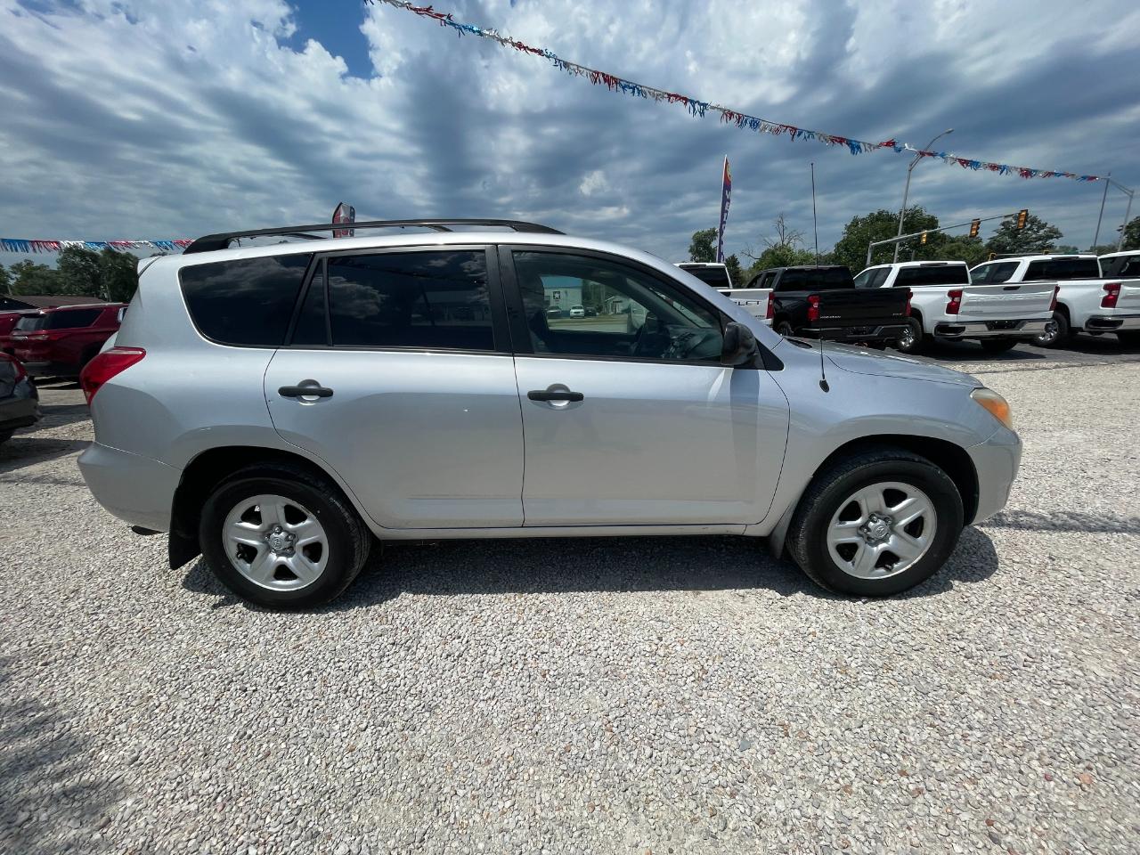 Toyota RAV4 Base I4 4WD 2008