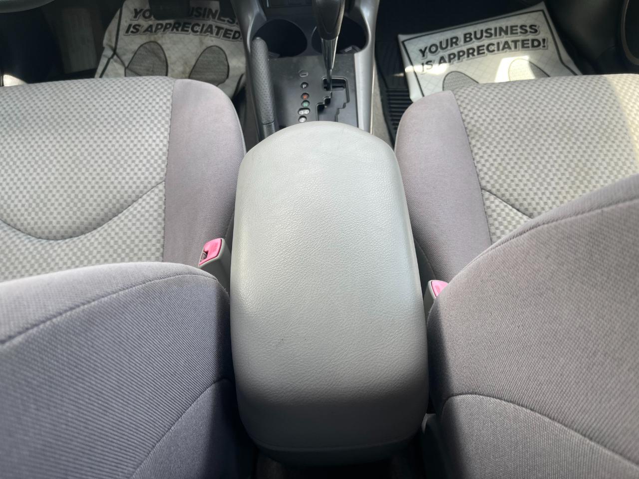 Toyota RAV4 Base I4 4WD 2008