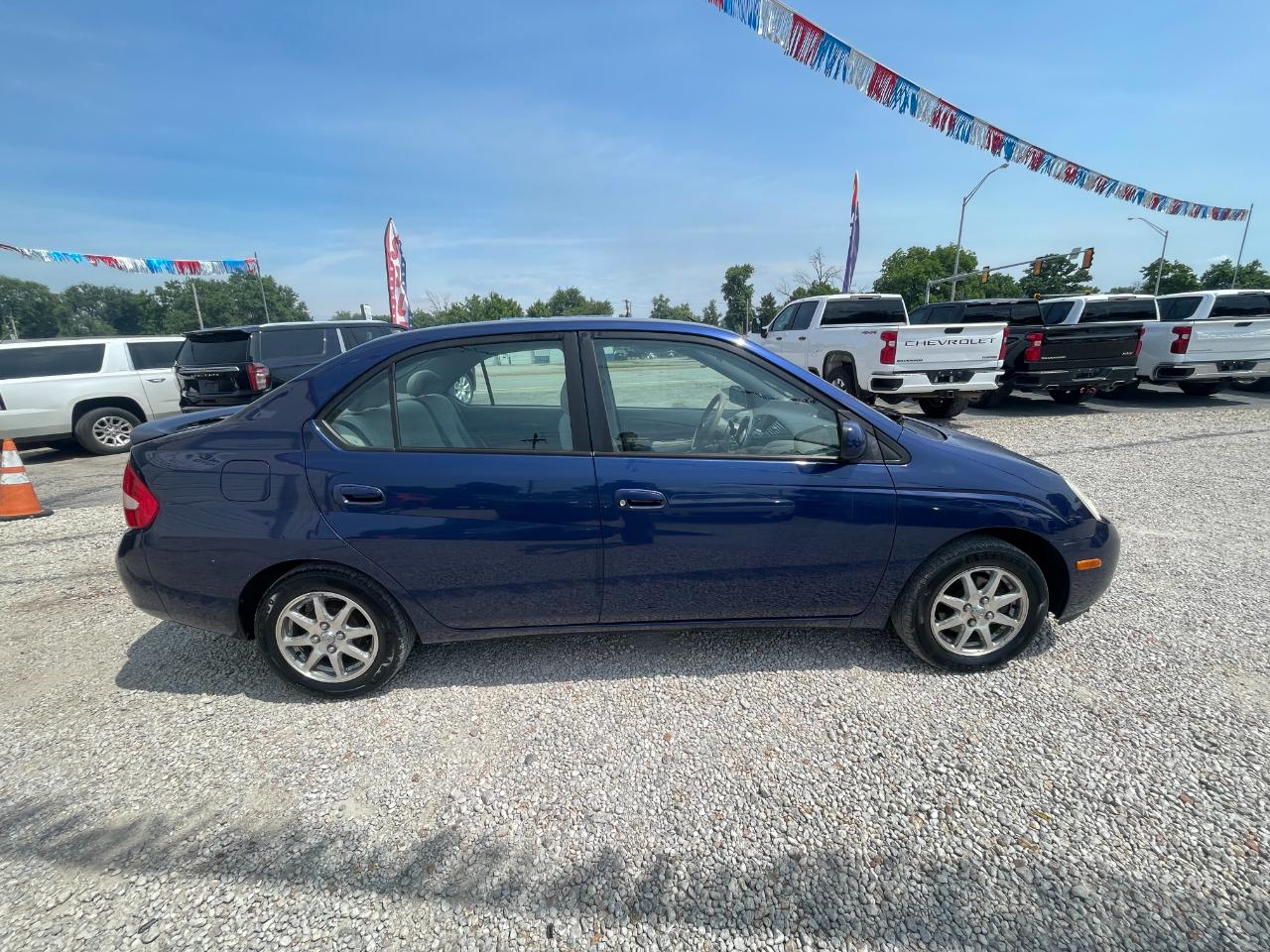 Toyota Prius 4-Door Sedan 2002