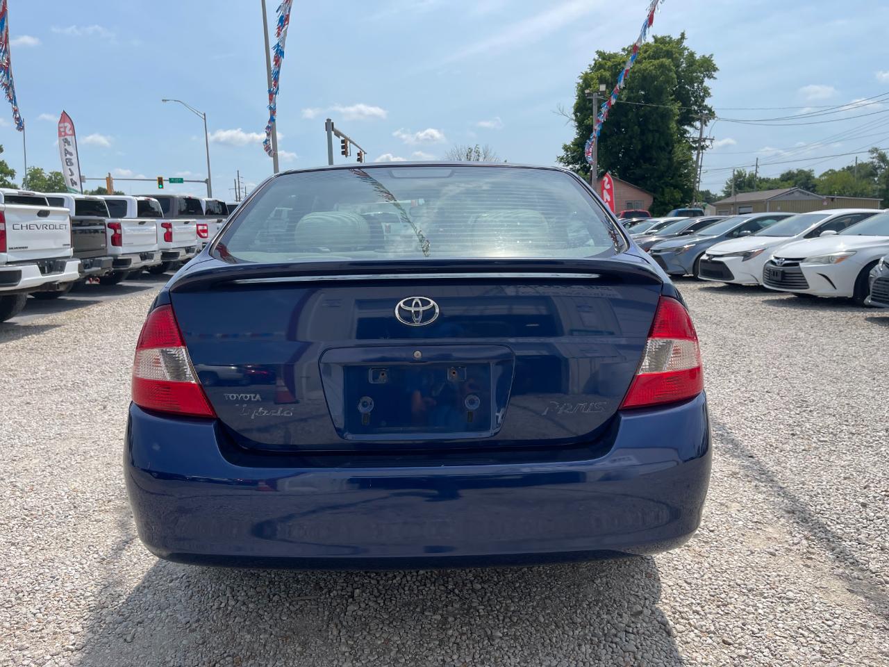 Toyota Prius 4-Door Sedan 2002