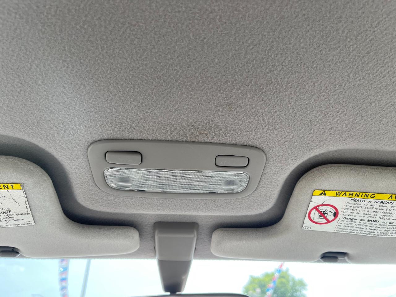Toyota Prius 4-Door Sedan 2002