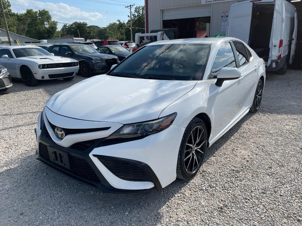 2021 Toyota Camry SE