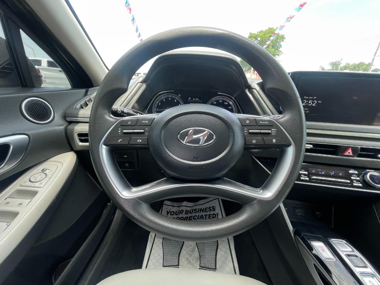 Hyundai Sonata SEL 2023