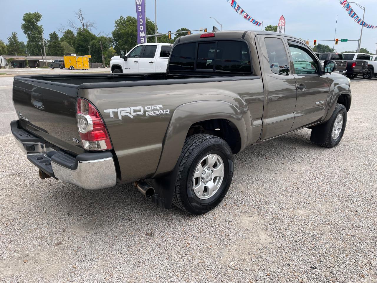 Toyota Tacoma Access Cab V6 5AT 4WD 2015