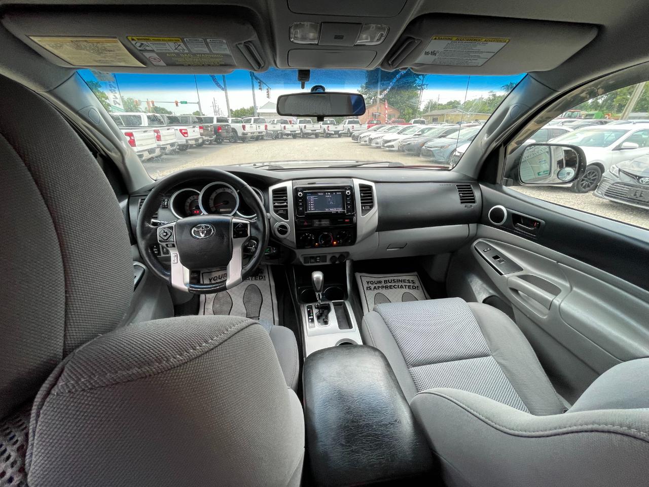 Toyota Tacoma Access Cab V6 5AT 4WD 2015