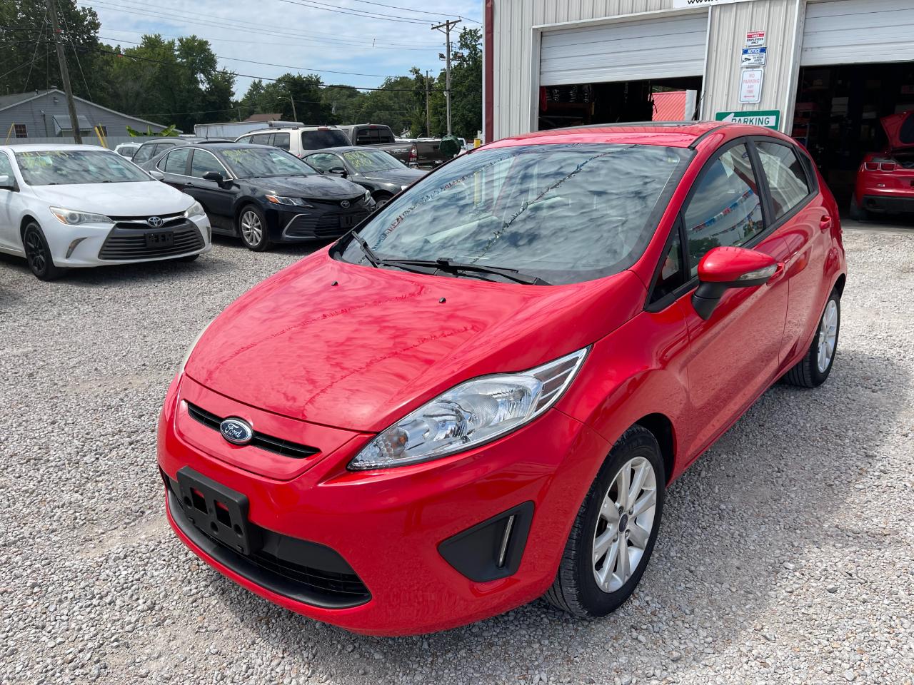 Ford Fiesta SE Hatchback 2013