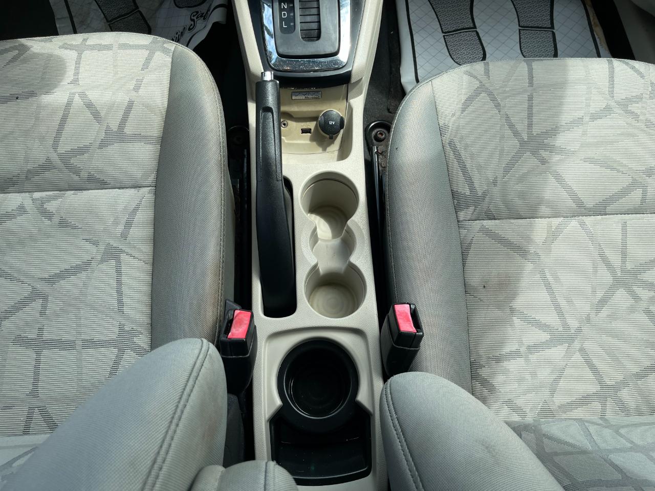 Ford Fiesta SE Hatchback 2013