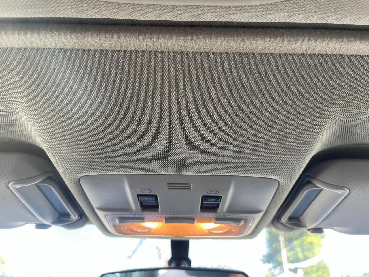 Toyota RAV4 XLE FWD 2015