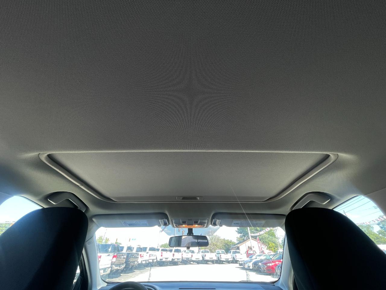 Toyota RAV4 XLE FWD 2015