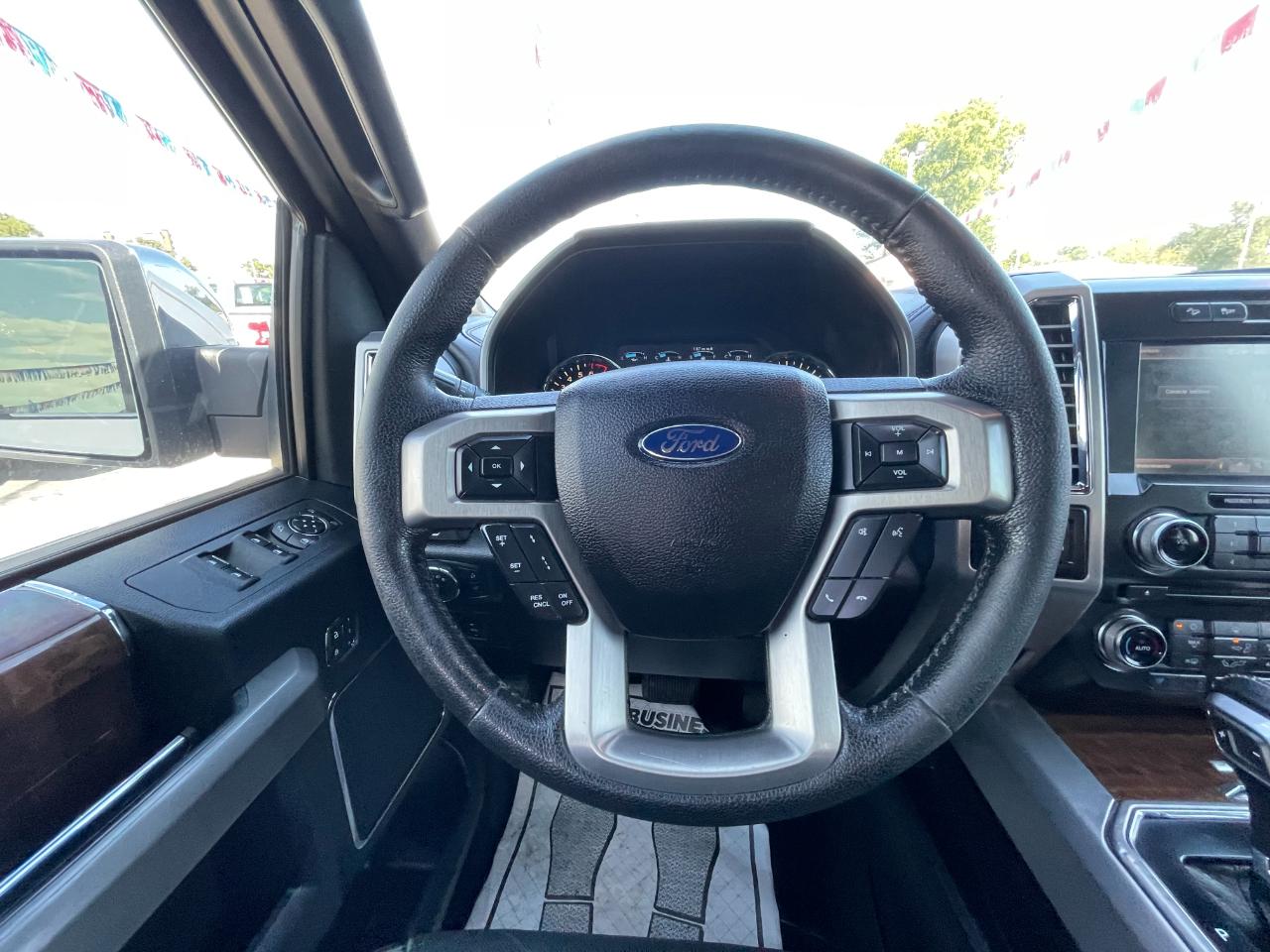Ford F-150 Platinum SuperCrew 4WD 2015