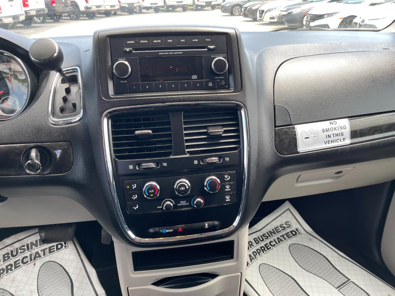 Dodge Grand Caravan SE 2017