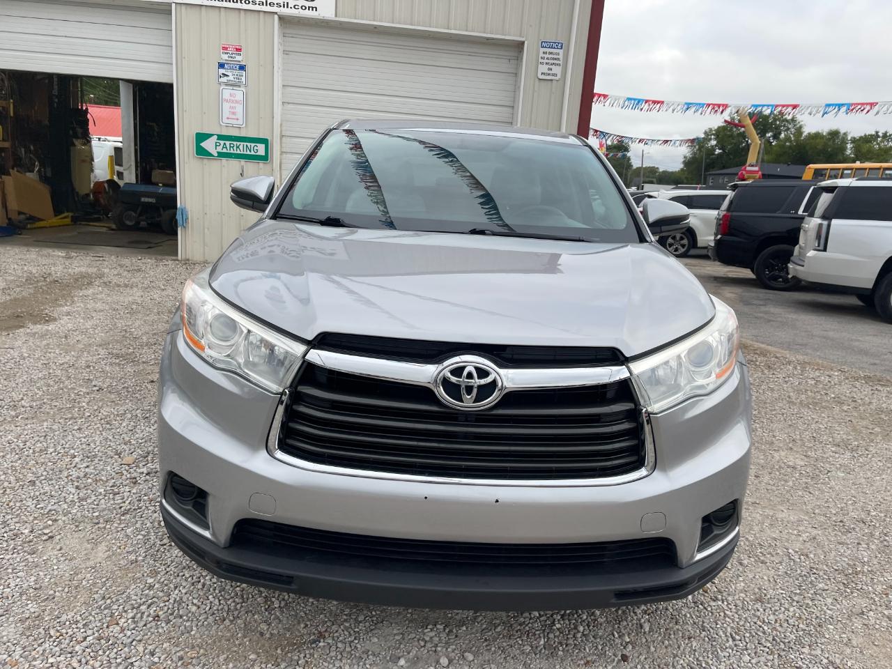 Toyota Highlander LE FWD I4 2014