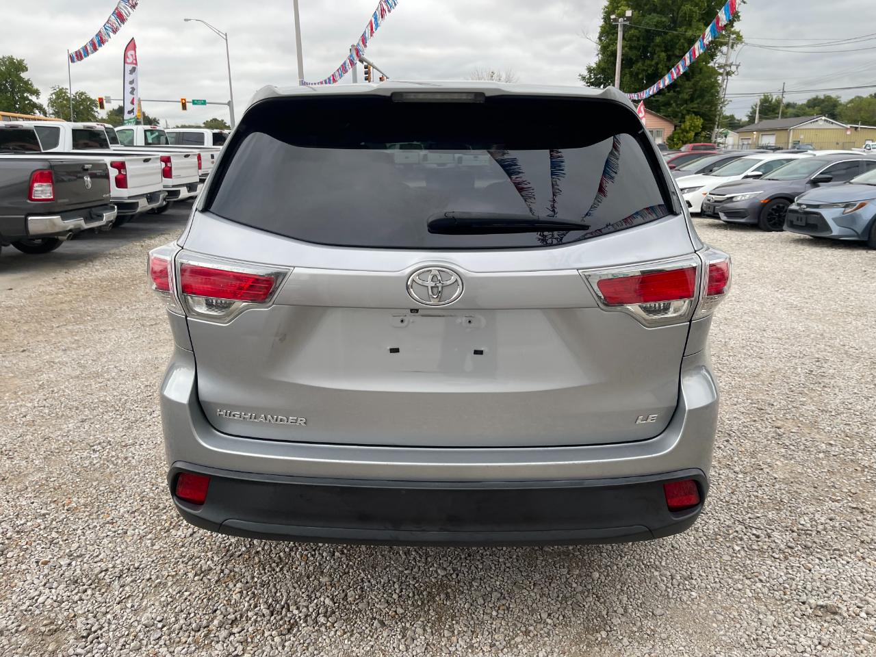 Toyota Highlander LE FWD I4 2014