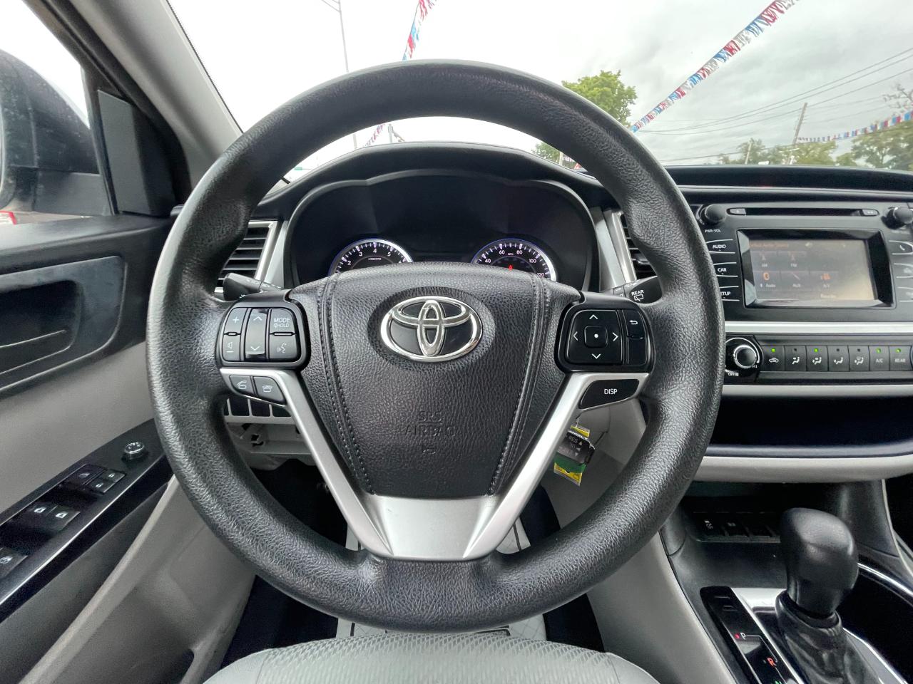 Toyota Highlander LE FWD I4 2014