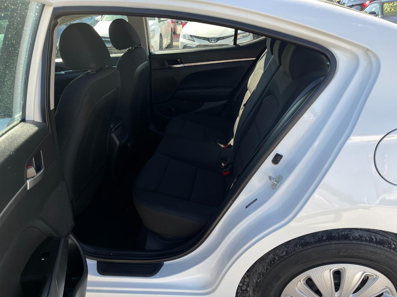 Hyundai Elantra SE 6M 2020