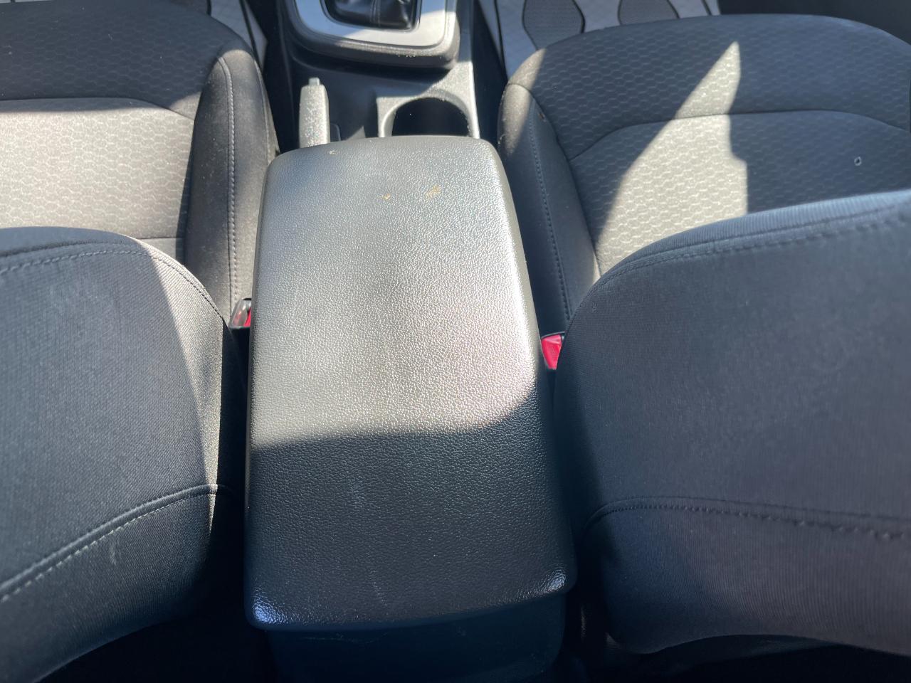 Hyundai Elantra SE 6M 2020