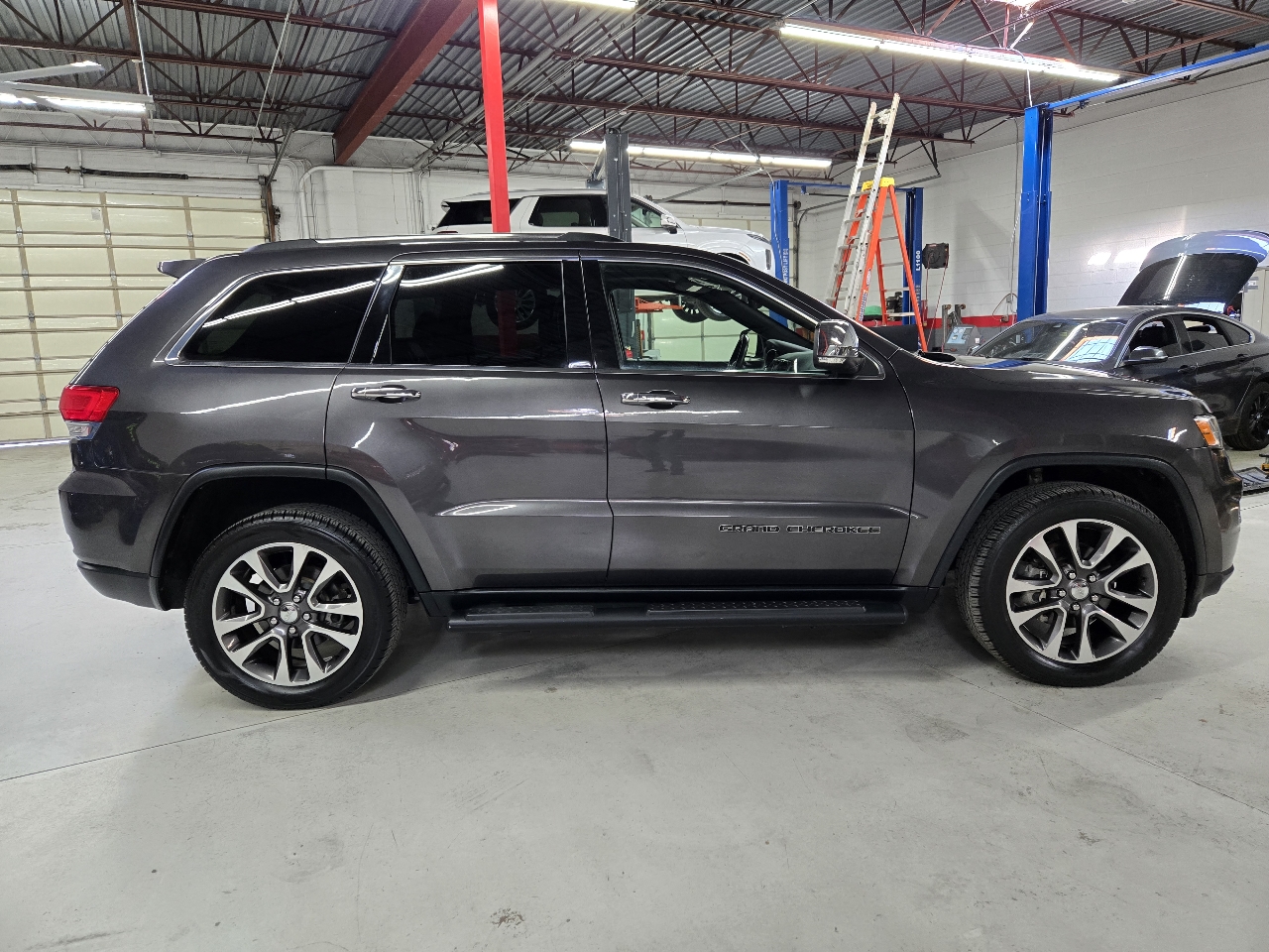 2018 Jeep Grand Cherokee Limited photo 4