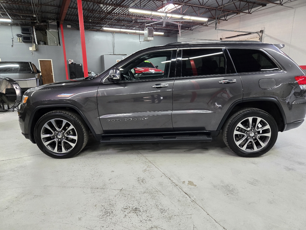 2018 Jeep Grand Cherokee Limited photo 8
