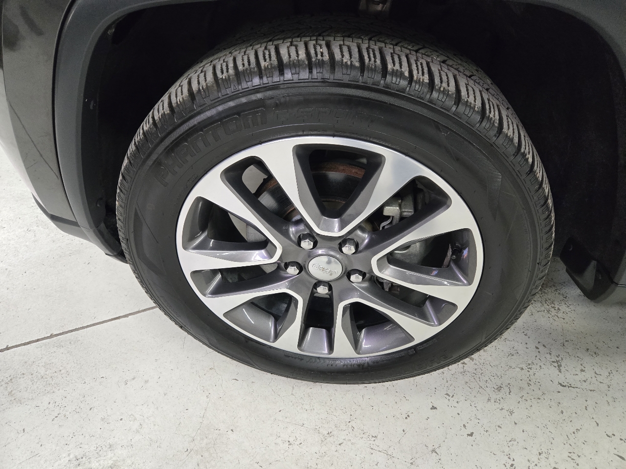 2018 Jeep Grand Cherokee Limited photo 9