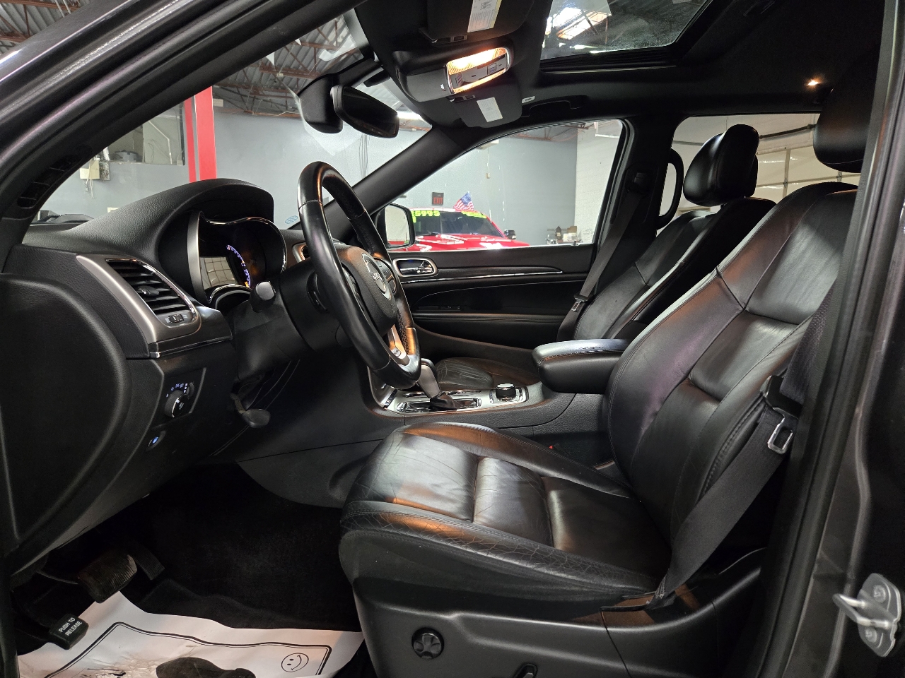 2018 Jeep Grand Cherokee Limited photo 12