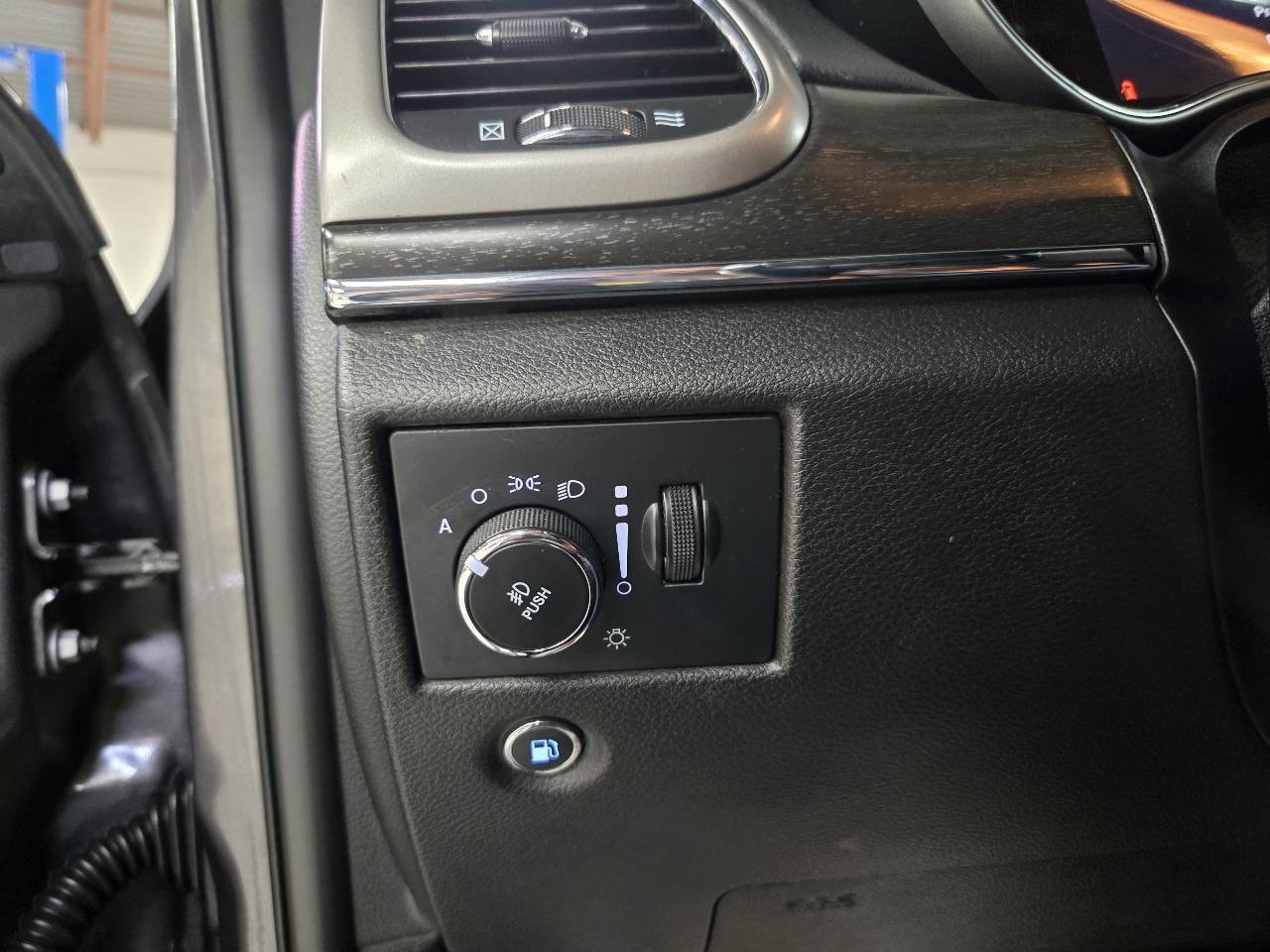 2018 Jeep Grand Cherokee Limited photo 14