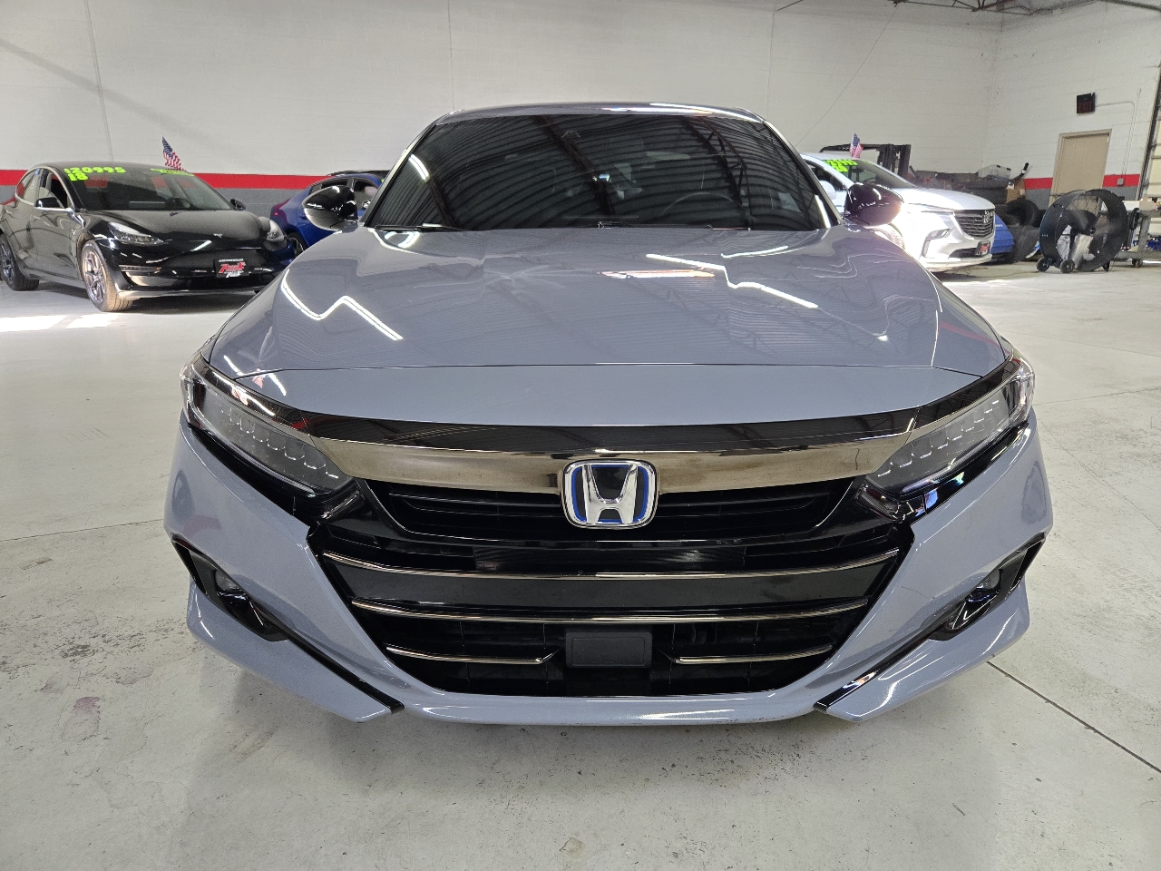 2022 Honda Accord Hybrid Sport photo 2