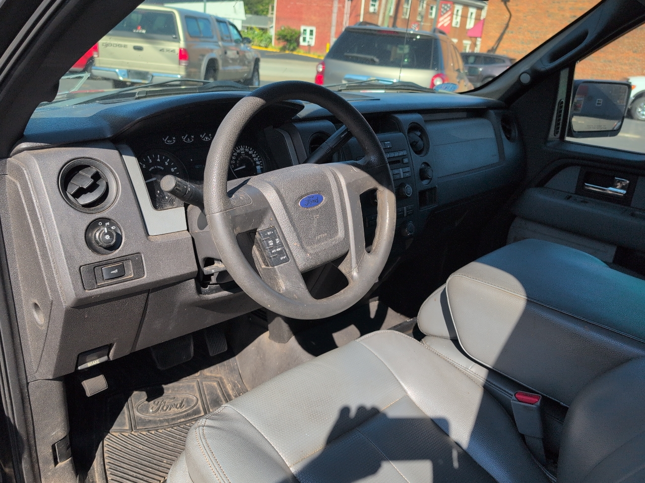 Ford F-150 XL SuperCrew 2WD 2012 Ford F-150 XL SuperCrew 2WD 2012